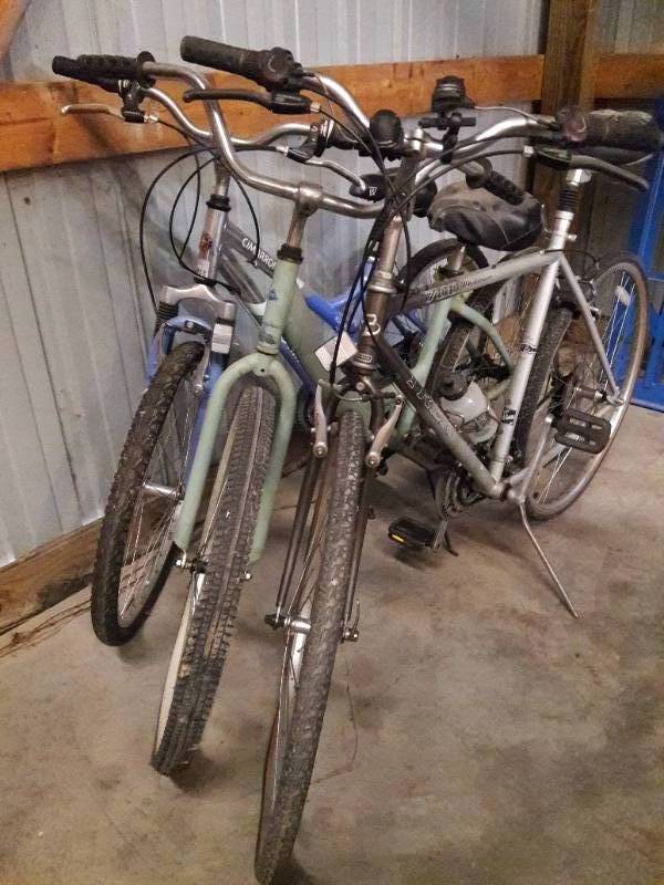 TREK 700 Hybrid MultiTrack 21 