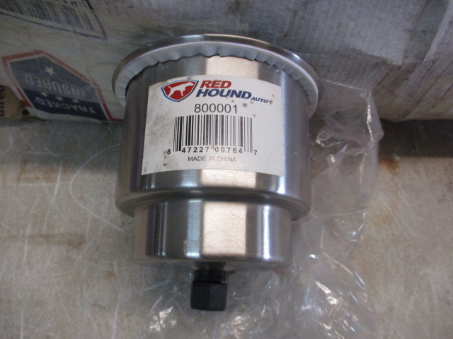 8 Red Hound 8000l cans