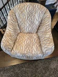 lot 51 image: Armand Swivel Chair by Sam Moore, b