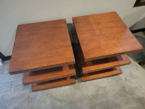 lot 10 image: Tommy Bahama Ocean Club Tiered Side Tables