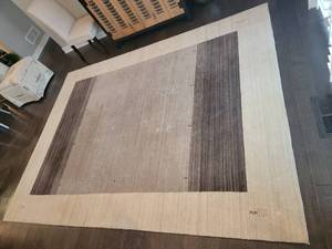 lot 17 image: Gabbeh Wool Area Rug 7.9 x10.6  from Rugs as Art