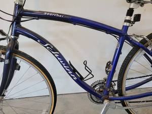 lot 109 image: Womens Schwinn Searcher GSX Cruiser Bicycle