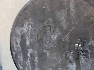 lot 111 image: Lodge Camping Cast Iron Skillets & Dutch Oven