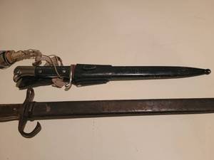 lot 164 image: Pair of WWII Era Military Issue Bayonettes
