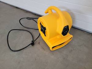 lot 161 image: XPower Air Mover P-130A