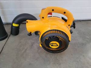 lot 162 image: PoulanPro Gas BlowerVac BVM200FE