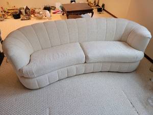 lot 21 image: White on White Patterned Plunkett Furniture Sofa