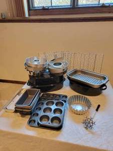 lot 77 image: Bakers Bundle