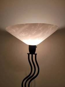lot 33 image: Post-Modern Memphis Wave Floor Lamp