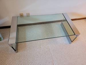 lot 19 image: Modern Chrome Glass Cocktail Table