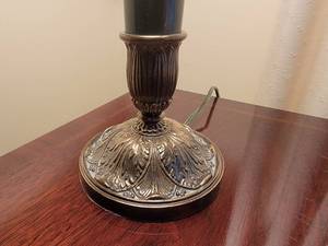 lot 34 image: Classical Brass base Candlestick Lamp