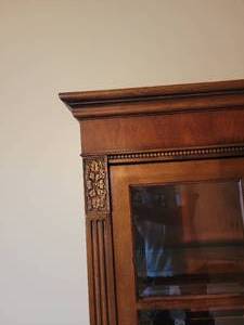 lot 5 image: Ethan Allen Townhouse Curio Cabinet