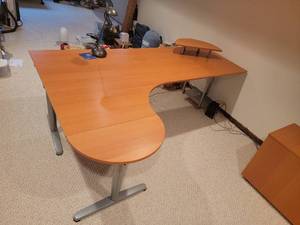 lot 79 image: Ikea Corner Office Desk & Cabinet
