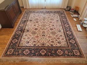 lot 15 image: Ivory Indo-Kirman Karastan Area Rug