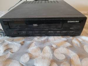 lot 133 image: Samsung VHS Player Model VP2300