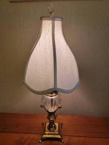 lot 67 image: Stunning Crystal Brass Table Lamp