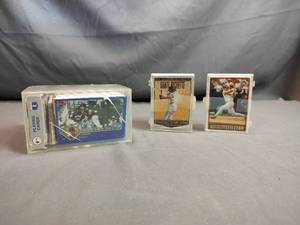 lot 19 image: MLB Cards
