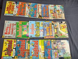 lot 51 image: Mixed Lot of Archie Related Comics