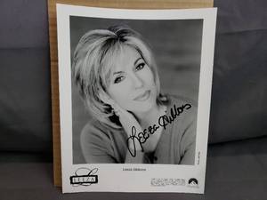 lot 55 image: Leeza Gibbons Autographed Photo