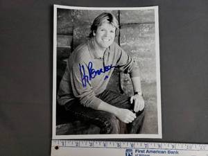 lot 81 image: Hermans Hermits Peter Noone Signed Photo