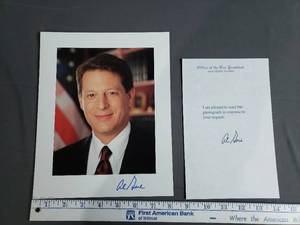 lot 98 image: Al Gore Signed Photo