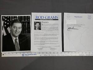 lot 100 image: Rod Grams Signed Photo