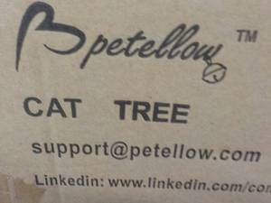 Pet Ellow Cat Tree...