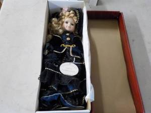 Hand Painted Porcelain 17 Doll...