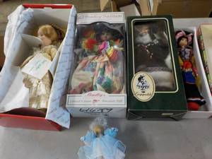 International Dolls...