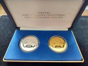 Official North Dakota Centennial SilverBronze Coin Set