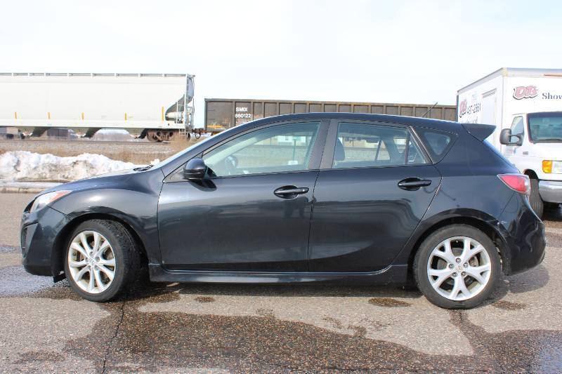 2010 Mazda Mazda3S - 2 OWNERS