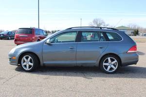 2009 Volkswagen Jetta - 2 OWNERS - 96,988 MILES