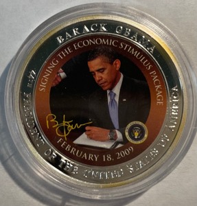 Token Barack Obama - Signing the Economic Stimulus Package