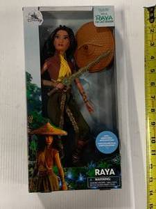Disney Raya and the Last Dragon 11 Inch Sisu SDoll