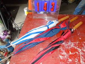 Qty of 3 umbrellas. As shown.