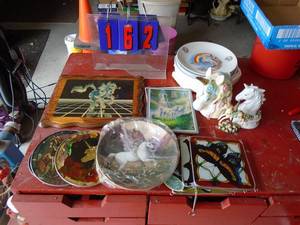 Unicorn plates, pictures & misc. As shown.