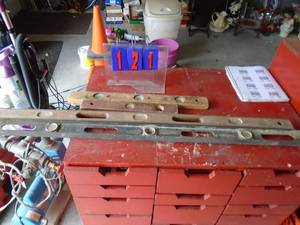 Qty of 4 levels. One brass banded. As shown.
