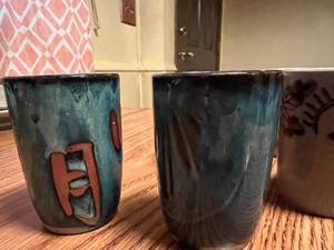 lot 22 image: Set of 5 Cups