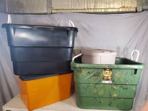 lot 38 image: New Garbage Can, Totes, and More
