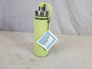 lot 41 image: New Anchor Hocking Life Durable Glass Water Bottle