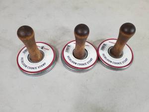 lot 63 image: 3 New Nordic Ware Heirloom Cookie Stamps