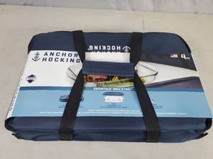 lot 68 image: New Anchor Hocking 4 Piece Essential Bake and Take Set