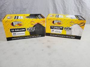 lot 86 image: New Garbage Bags