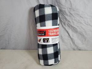 lot 119 image: New 12 Volt Heated Travel Blanket