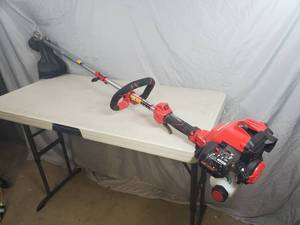 lot 136 image: Craftsman 2 Cycle Gas String Trimmer