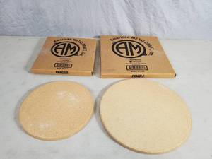 lot 166 image: 2 New American Metalcraft Baking Stones