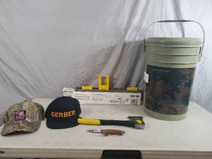 lot 212 image: New Hats, New Cooler BucketSeat, and More