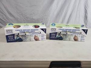 lot 232 image: 2 New Nook Hooks 3 Piece Sets