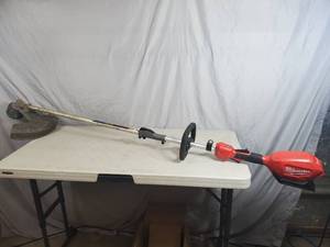 lot 20 image: Milwaukee M18 FUEL 18-Volt Quik-Lok 16 in. String Trimmer