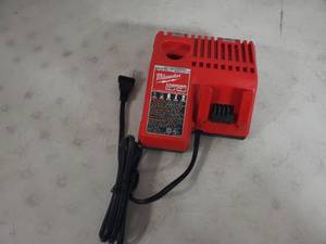 lot 21 image: Milwaukee M12 and M18 12-Volt18-Volt Lithium-Ion Multi-Voltage Battery Charger